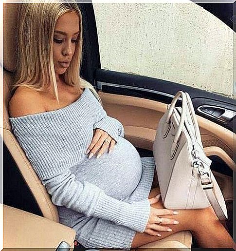 Glamorous mothers, pregnant fashion