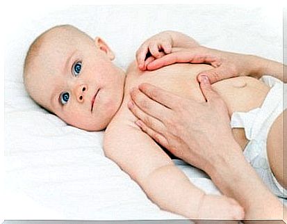 A course of gentle massages can help calm the baby's hiccups