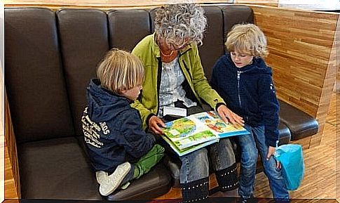 To instill the pleasure of reading in children, it is good to start at an early age