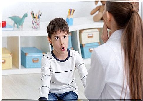 Child visiting a speech therapist