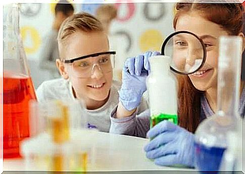 Children doing a laboratory project