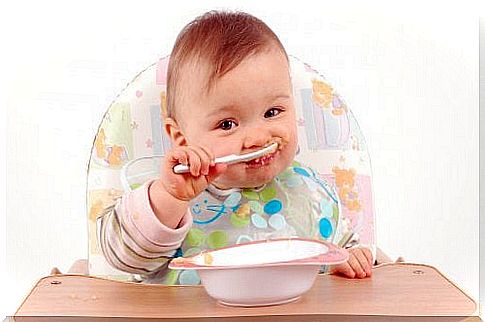 Playing with food stimulates cognitive development